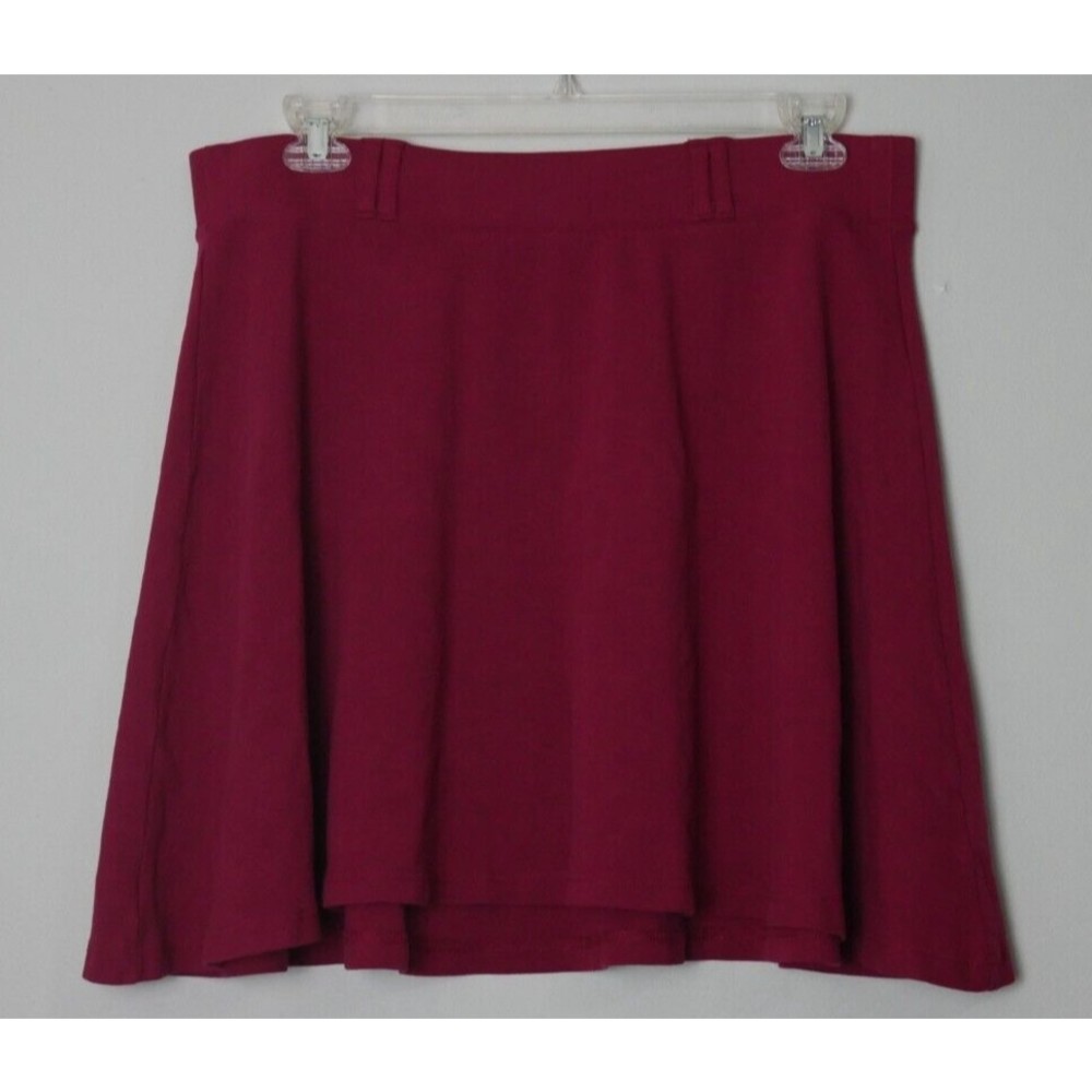 Torrid Casual Red Knee Length Skirt with Belt Loops - Size 1
